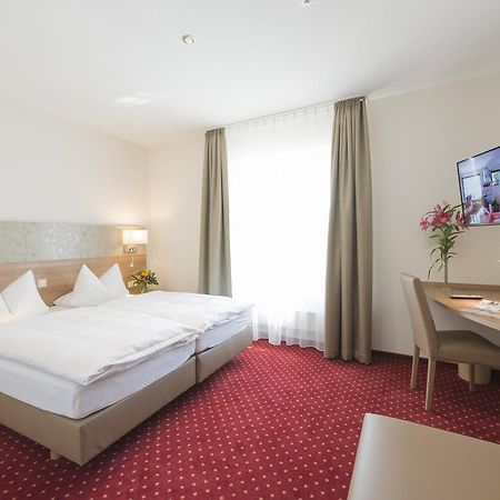 Hotel Restaurant Baeren ايسني ام الغو المظهر الخارجي الصورة